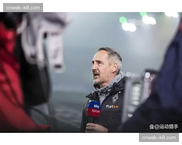 消息：西甲宣布下赛季起试行“裁判麦克风”直播，媒体版权套餐将包含此音频流