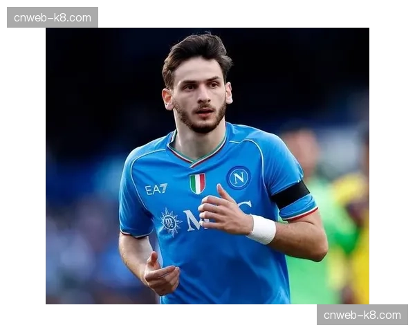 那不勒斯1-0小胜萨勒尼塔纳，克瓦拉茨赫利亚制胜球